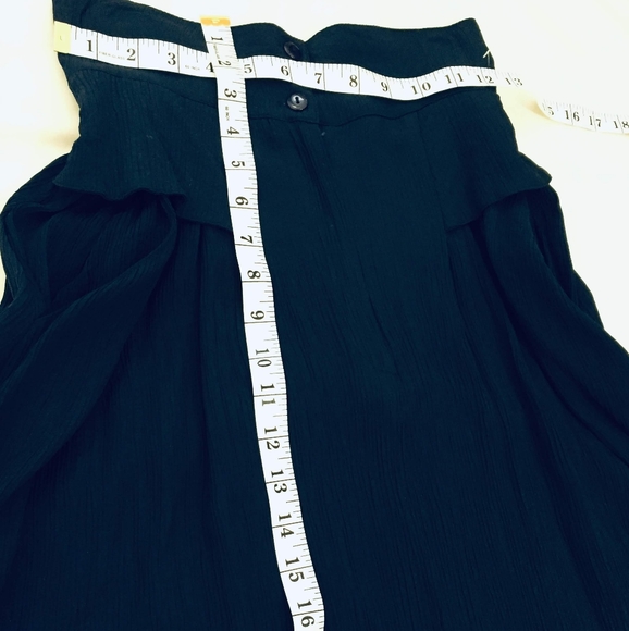 Companix, skirt,stylish, Like New, Super comfortab - Picture 7 of 8